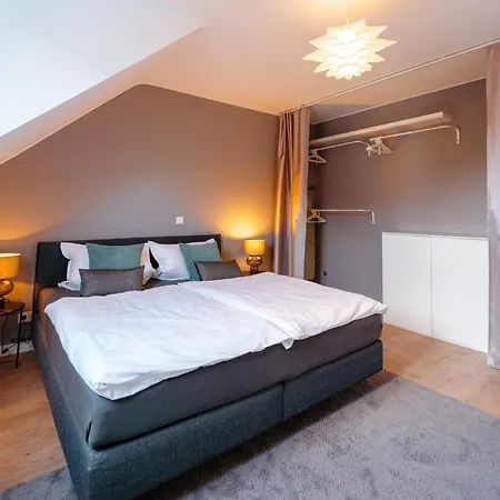 Zentral Gelegene - Ohligs