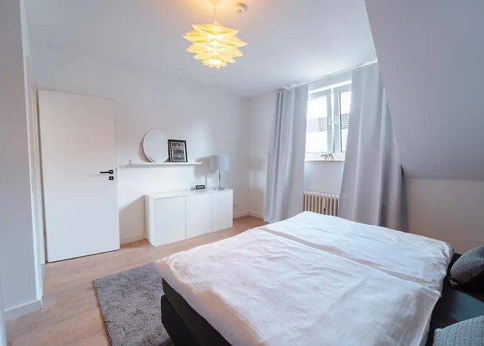 Zentral Gelegene - Ohligs * 索林根